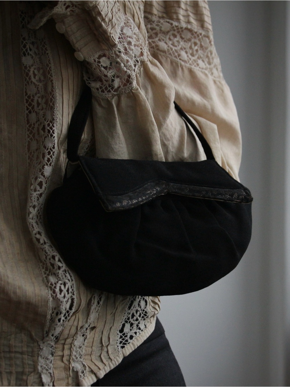 1940's British Wool Crepe Brocade Trim Evening Bag Clutch